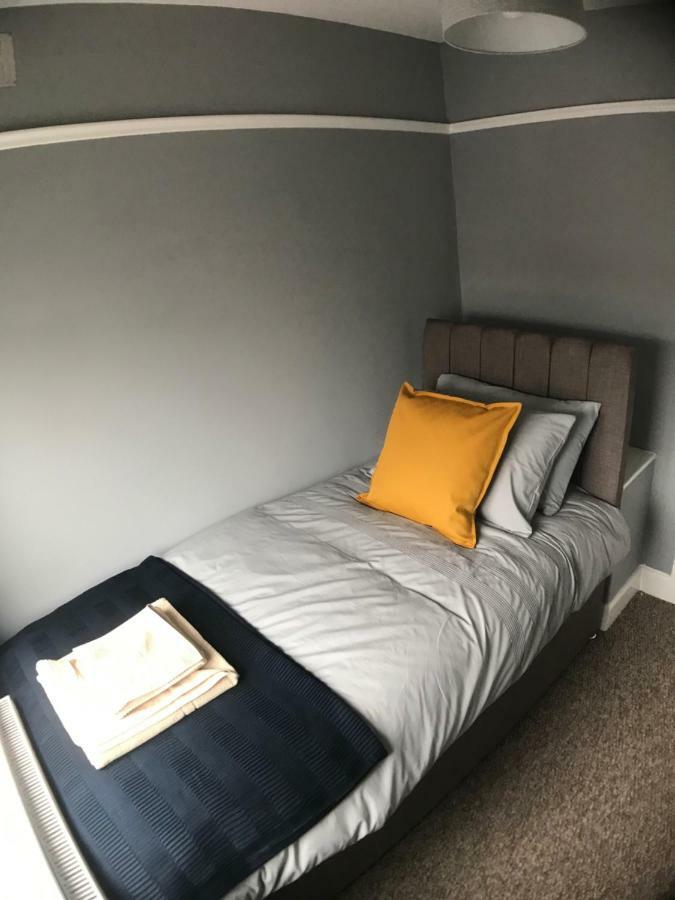 Holiday home Wyken House - 3 Bedroom House - Sleeps 5 *
